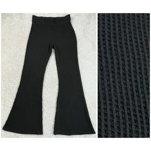 Aerie Waffle Knit High Waisted Flare Legging Pants in Black. Loungewear medium